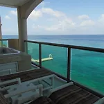 El Cantil Condo Resort