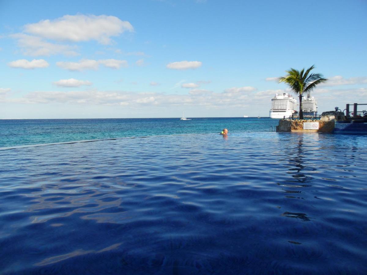 Apartahotel El Cantil *