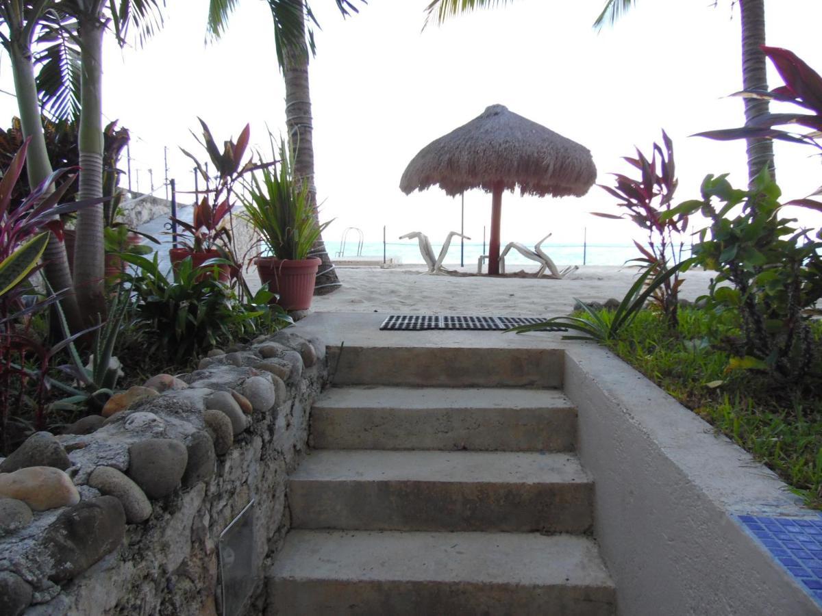 El Cantil Aparthotel *