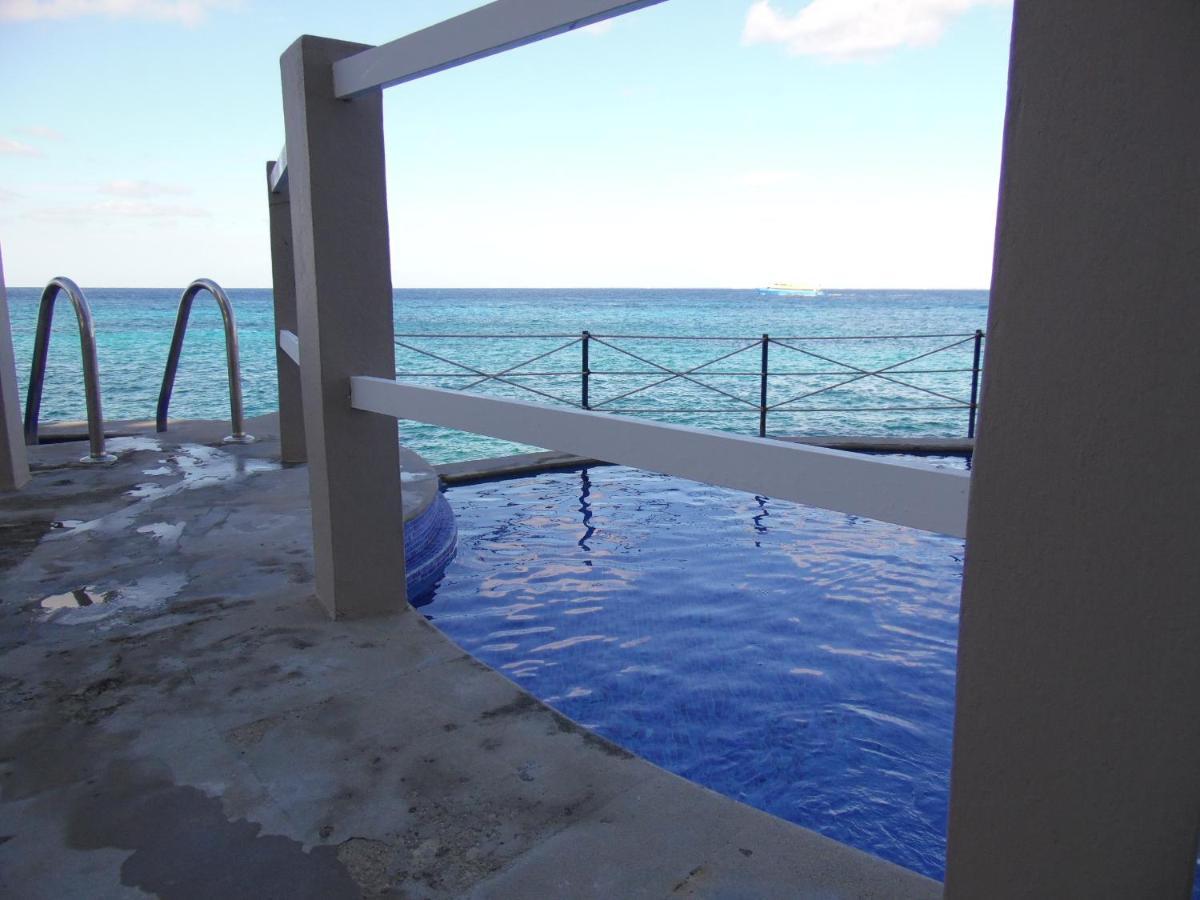 El Cantil Aparthotel *